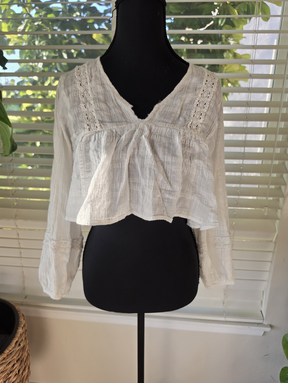 Timing Lightweight White Peasant Blouse with Lace Trim
